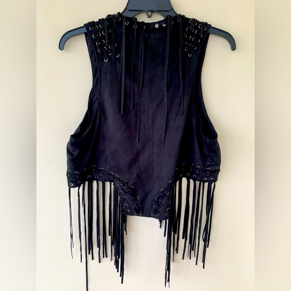 Real Suede Fringe Vest From Europe - Picture 5 of 6